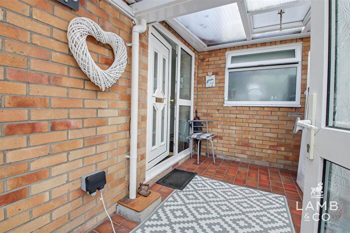 2 Bedroom Semi-Detached Bungalow For Sale In London Road, Clacton-On-Sea, CO15
