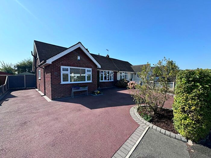3 Bedroom Semi-Detached Bungalow For Sale In Hall Croft, Hutton, Preston, PR4