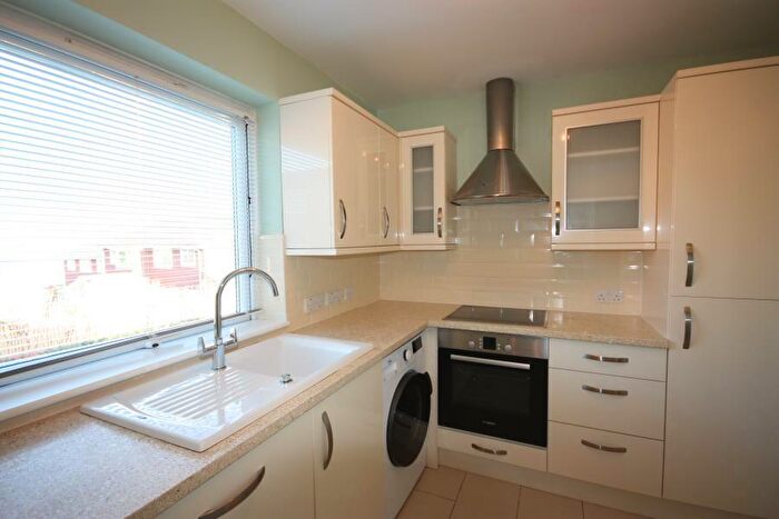 2 Bedroom Apartment To Rent In Warren Road, Guildford, GU1