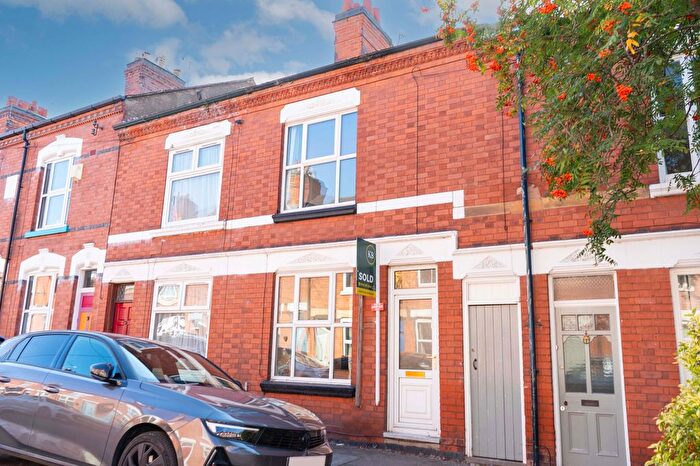 3 Bedroom Terraced House To Rent In Hartopp Road, Clarendon Park, Leicester, LE2