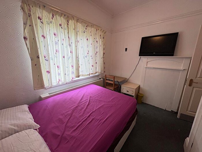 1 Bedroom Apartment To Rent In Room, Handsworth Wood Road, Birmingham, B20