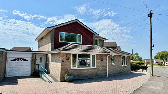 5 Bedroom Detached House For Sale In Parkstone Road, Hastings, TN34