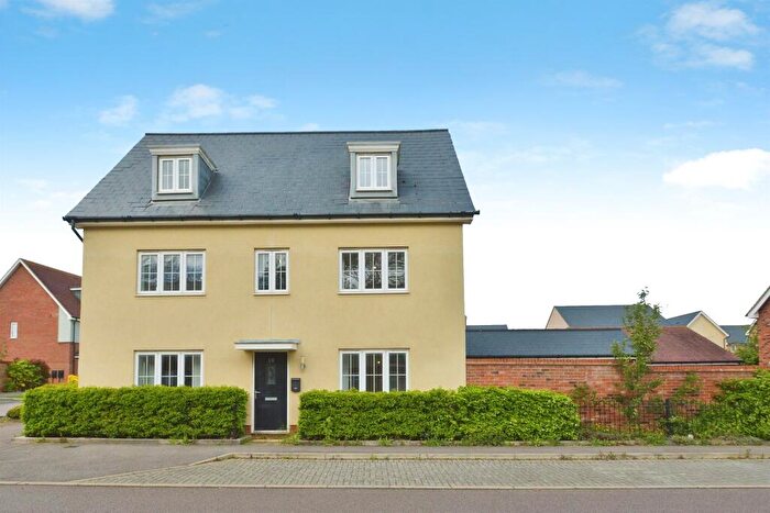 5 Bedroom Detached House For Sale In Limousin Avenue, Whitehouse, Milton Keynes, MK8