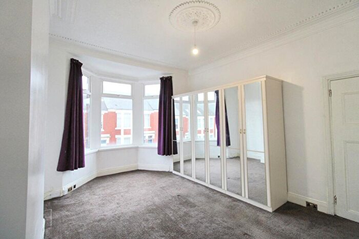 3 Bedroom Flat To Rent In Tosson Terrace, Heaton, Newcastle Upon Tyne, Tyne And Wear, NE6