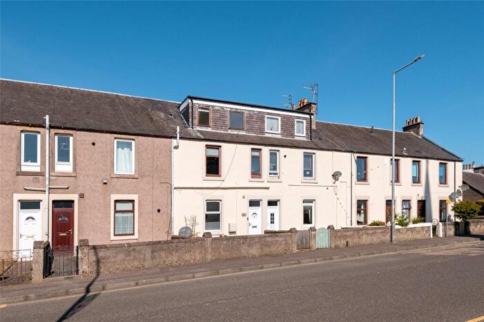 3 Bedroom Flat For Sale In Blackwood Place, Durie Street, Leven, Fife, KY8