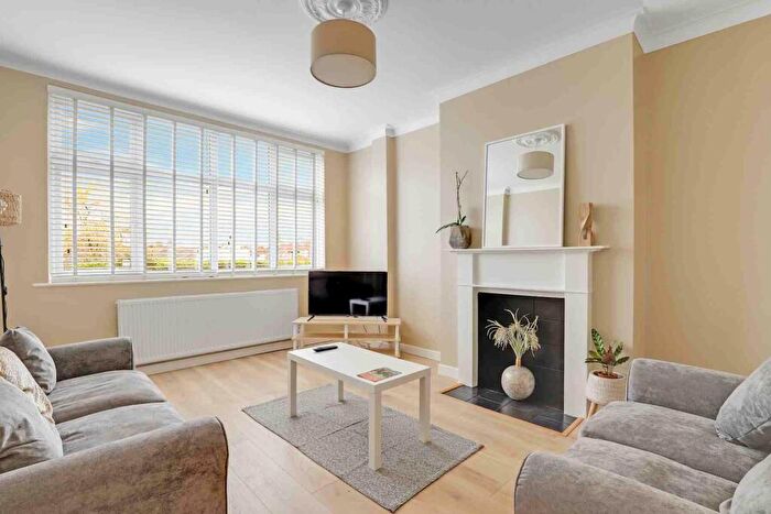 3 Bedroom House To Rent In Witham Road, London, SE20