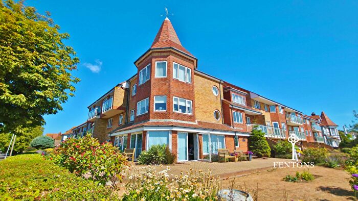1 Bedroom Flat For Sale In The Esplanade, Frinton-On-Sea, CO13