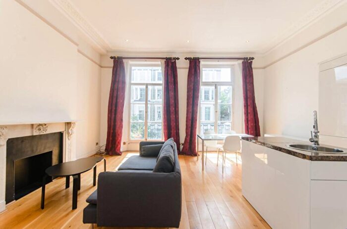 1 Bedroom Flat To Rent In Cathcart Road, Chelsea, London, SW10