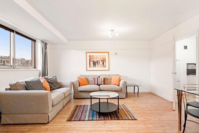 1 Bedroom Flat To Rent In Cromwell Road, Earls Court, SW5