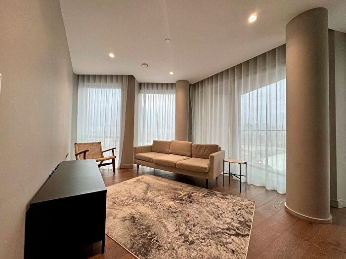 2 Bedroom Flat To Rent In Cutter Lane, North Greenwich, London, SE10