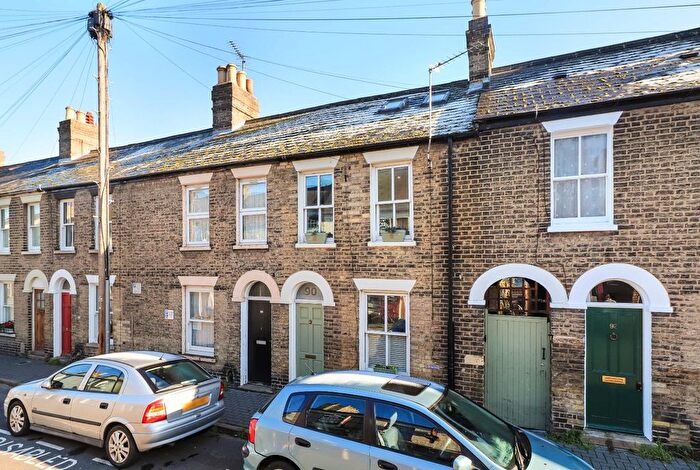 3 Bedroom Terraced House For Sale In Gwydir Street, Cambridge, CB1