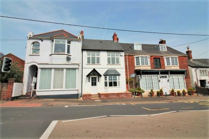 1 Bedroom Flat To Rent In Pharm House, Church Street, Sidford, Sidmouth, EX10