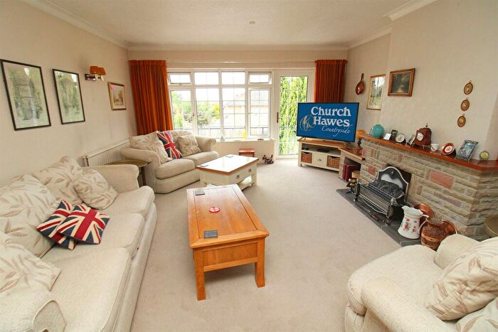 4 Bedroom Detached House For Sale In Parkdale, Danbury, CM3