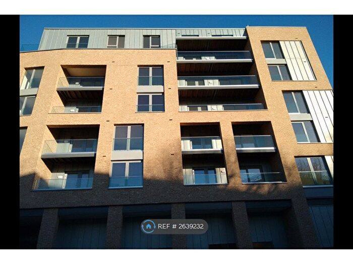 1 Bedroom Flat To Rent In Boleyn Road, London, N16