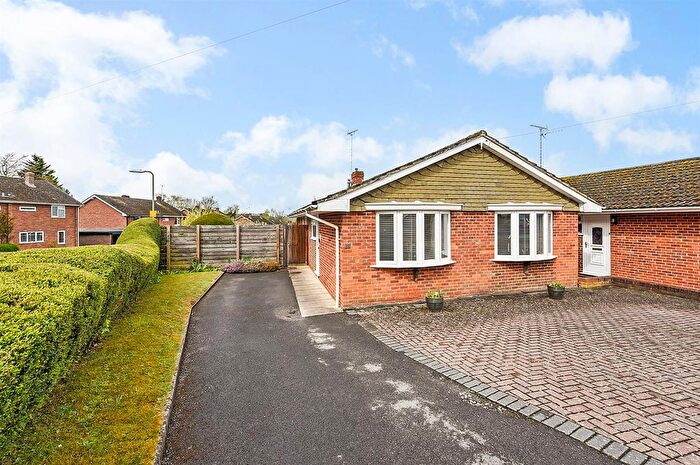 3 Bedroom Detached Bungalow For Sale In Anglesey Close, Andover, SP10
