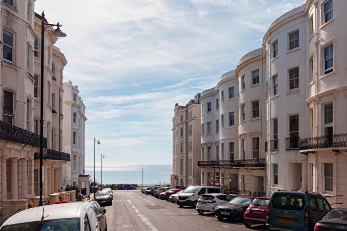 2 Bedroom Apartment For Sale In Chesham Place, Brighton, BN2