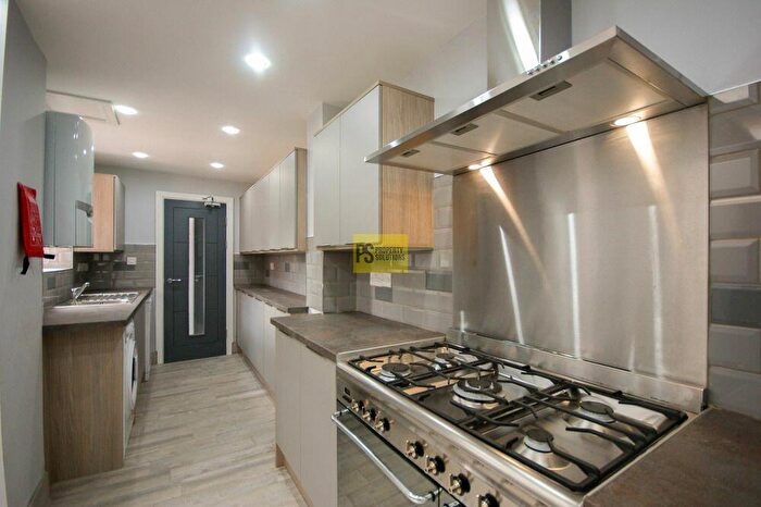 6 Bedroom Terraced House To Rent In Teignmouth Road, Selly Oak, Birmingham, B29