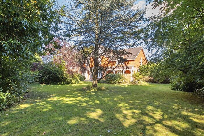 5 Bedroom Detached House For Sale In Main Road, Westerham, TN16