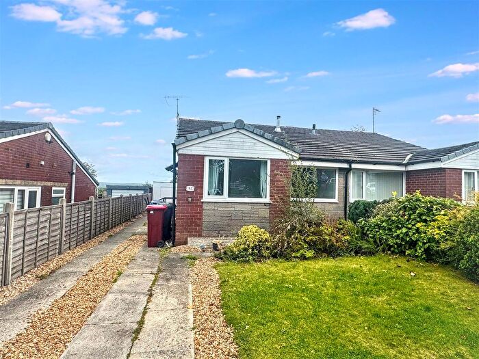3 Bedroom Detached Bungalow To Rent In Ottershaw Gardens, Blackburn, BB1