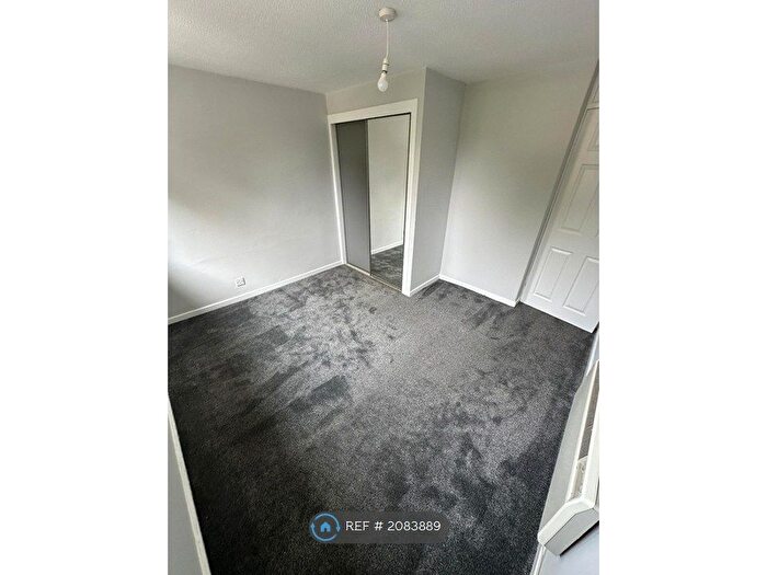 2 Bedroom Flat To Rent In Braehead Road, Cumbernauld, Glasgow, G67