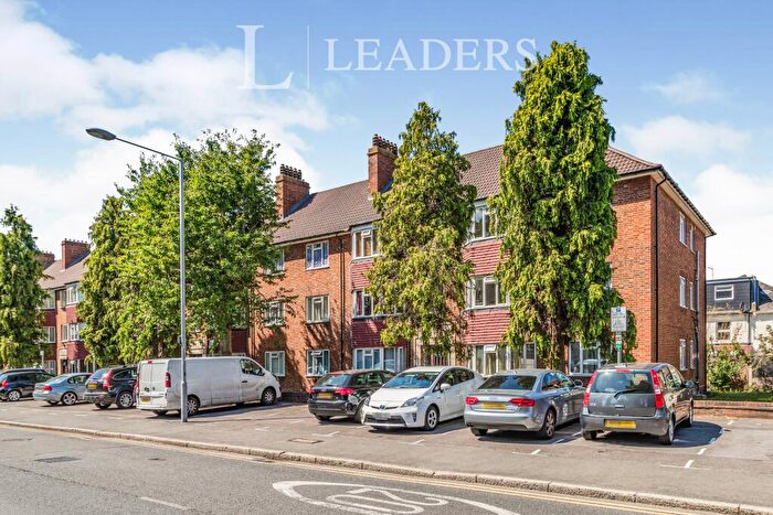 3 Bedroom Flat To Rent In Park Road House, Park Road, Kingston Upon Thames, KT2