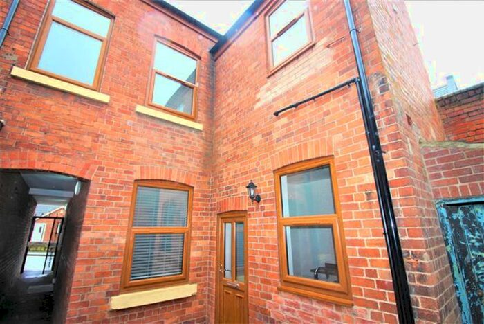 1 Bedroom Flat To Rent In Main Street, Catcliffe, Rotherham, S60