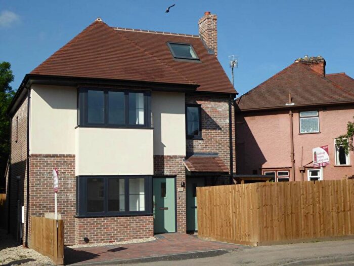 1 Bedroom Apartment To Rent In Elizabeth Way, Cambridge, CB4