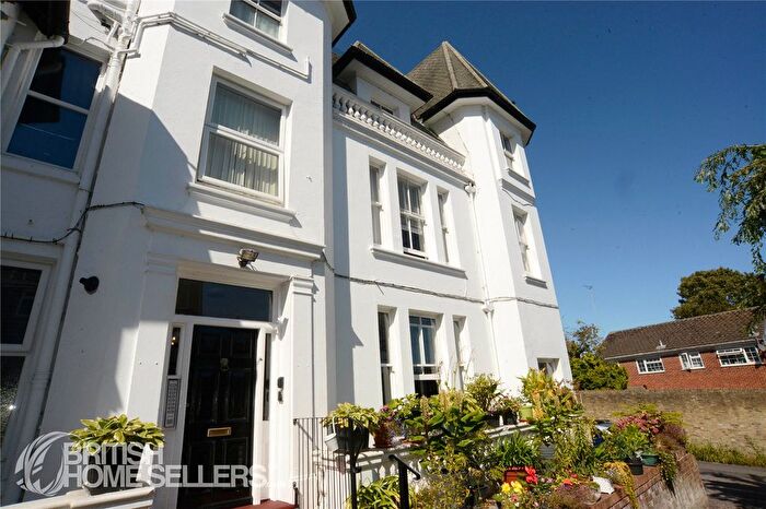 2 Bedroom Flat For Sale In Walmer Castle Road, Walmer, Deal, Kent, CT14