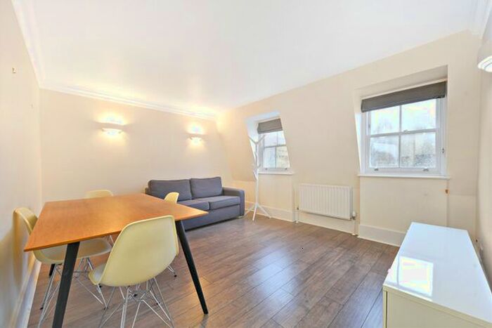 1 Bedroom Flat To Rent In New Oxford Street, London, WC1A