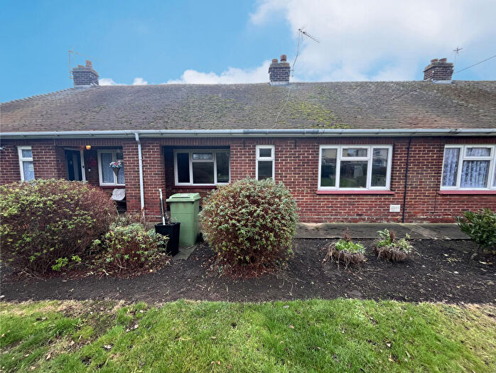 1 Bedroom Terraced House For Sale In Main Road, Queenborough, Kent, ME11