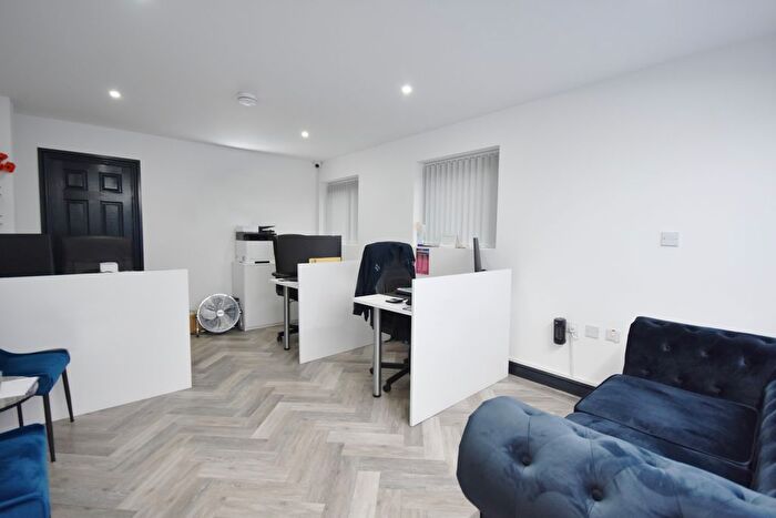 Semi Detached House To Rent In Ground Floor Shop, B Burnsall Road, CV5