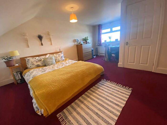 5 Bedroom House To Rent In Maindy Road, Cathays, Cardiff, CF24