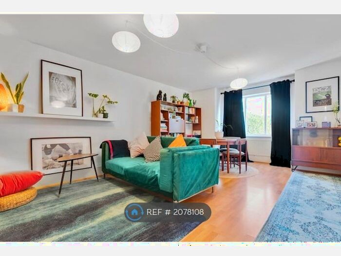 2 Bedroom Flat To Rent In Waterfield Close, Belvedere, DA17