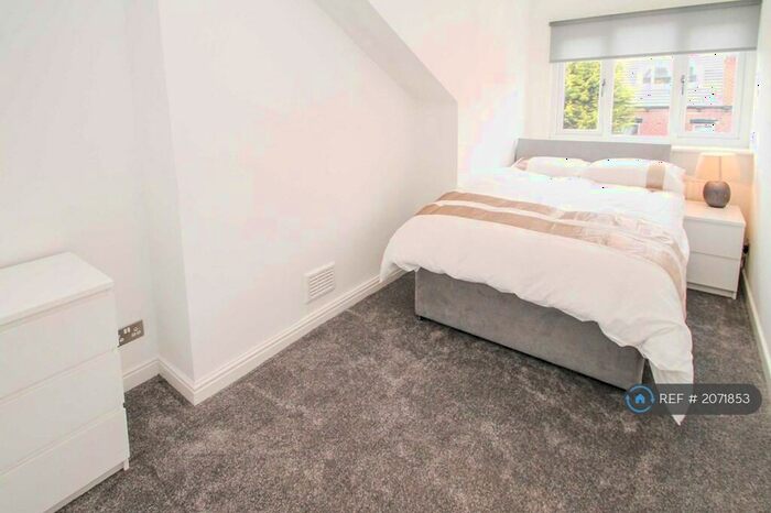 3 Bedroom Terraced House To Rent In Sowood Street, Leeds, LS4