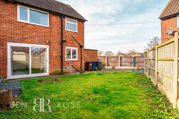 2 Bedroom End Of Terrace House To Rent In Queensway, Leyland, PR25