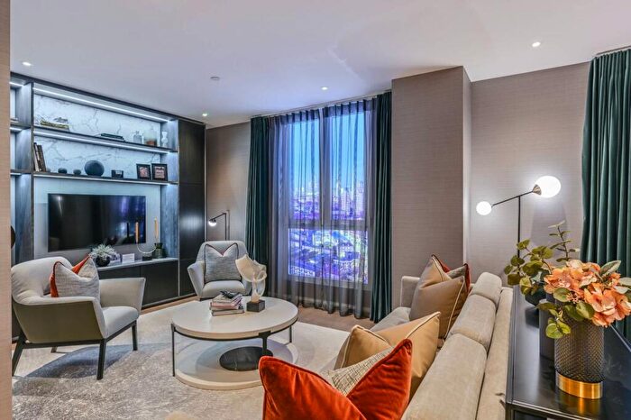 2 Bedroom Flat For Sale In The Pinnacle, Kennington, London, SE11