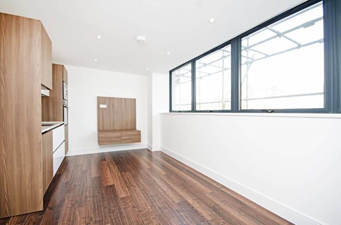 1 Bedroom Flat To Rent In Centre Heights, Hampstead, London, NW3
