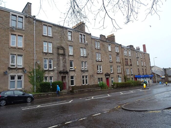1 Bedroom Flat To Rent In Dens Road, Coldside, Dundee, DD3