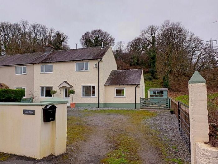 3 Bedroom Farmhouse For Sale In Unmarked Road, Llanddowror, St Clears, Carmarthenshire SA33