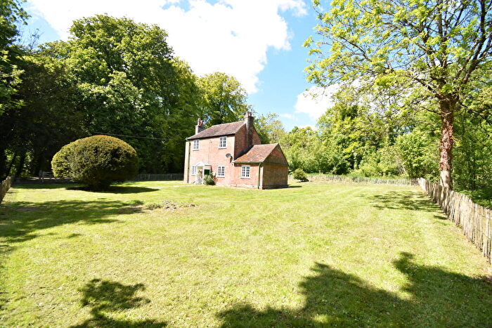 2 Bedroom Detached House To Rent In Langbourne, Blandford Forum, Dorset, DT11