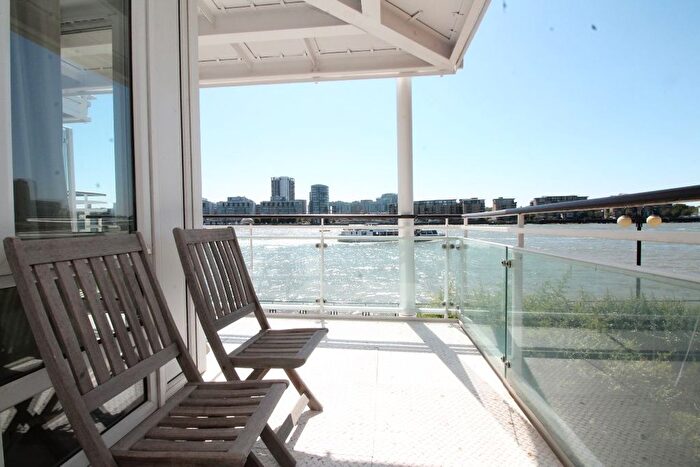 3 Bedroom Flat For Sale In St Davids Square, Isle Of Dogs, E14
