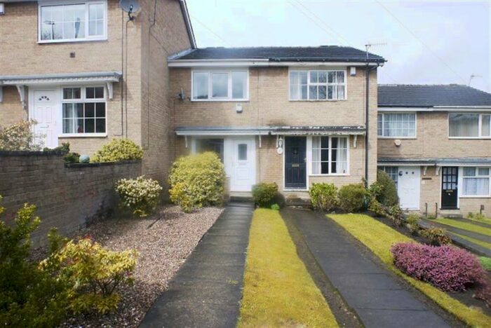 2 Bedroom Terraced House To Rent In New Park Croft, Farsley, LS28