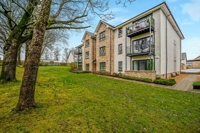 2 Bedroom Flat For Sale In Flat /, Cyprian Court, Lenzie, G66