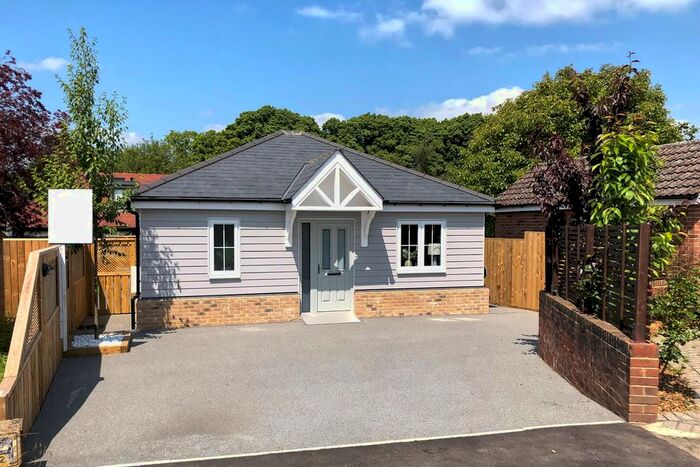 2 Bedroom Bungalow For Sale In Chantry Close, Bishop's Stortford, CM23