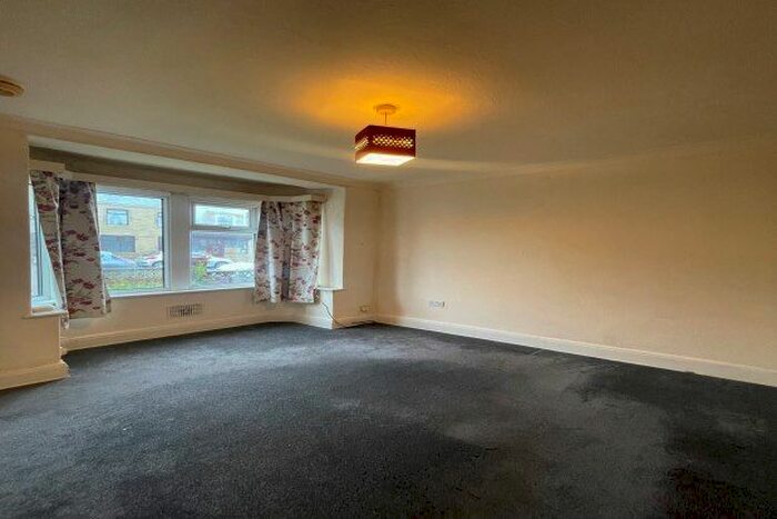 2 Bedroom Property To Rent In Barkerhouse Road, Nelson, BB9