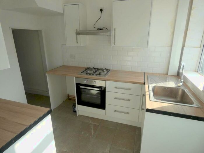 3 Bedroom Terraced House To Rent In Portland Street, New Houghton, NG19