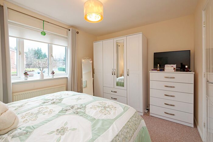 2 Bedroom Terraced House For Sale In Cromptons Grove, Paisley, PA1