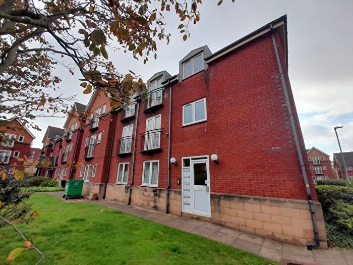 3 Bedroom Flat To Rent In Halliard Court, Barquentine Place, Cardiff, CF10