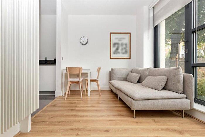 1 Bedroom Apartment To Rent In Highbury Hill, London, N5