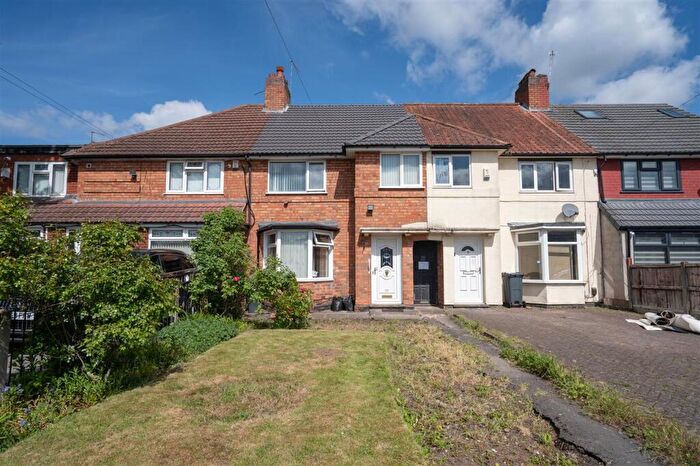 3 Bedroom Terraced House For Sale In Debenham Road, Birmingham, B25